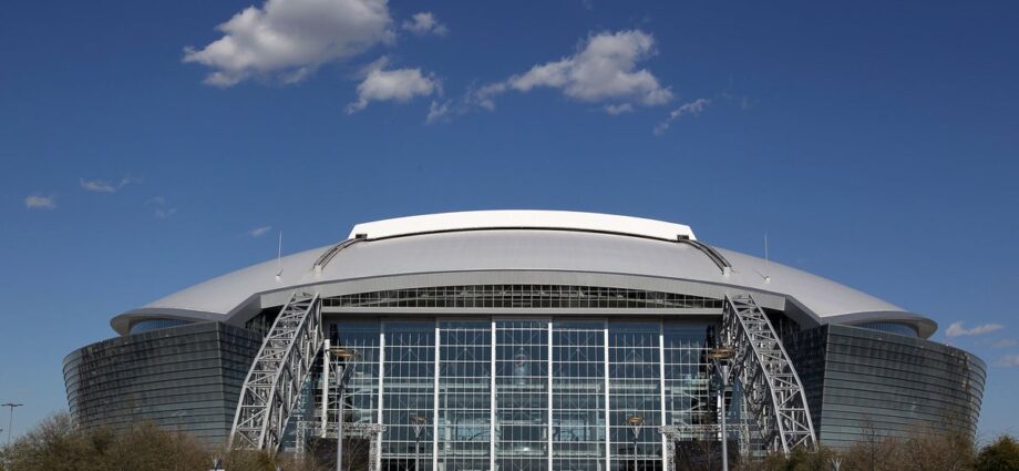 arlington-residents-outraged-as-cowboys’-stadium-rebrands-to-‘dallas-stadium’-for-world-cup